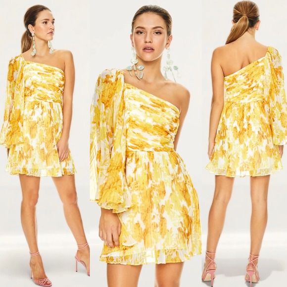 La Maison Talulah Sunshine Pleated Mini Dress M Yellow One Shoulder Cocktail - Picture 1 of 10